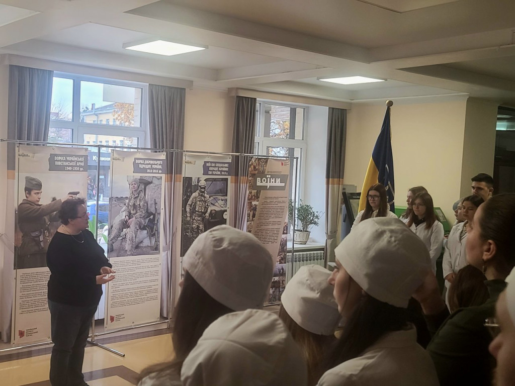 Відкриття експозиції інформаційно-освітницького проєкту «Воїни.