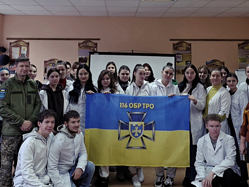 Сучасні виклики «гібрідної війни»