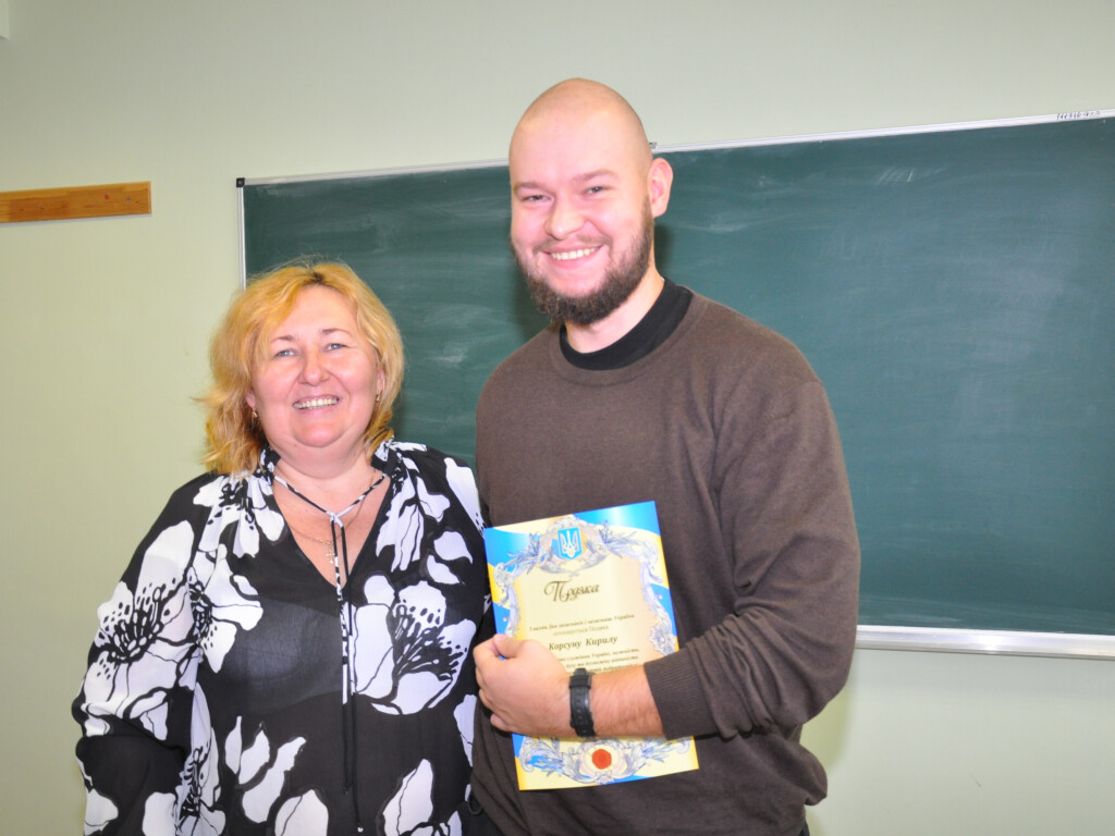 Подвиг, що рятує життя: вшанування здобувачів-парамедиків до Дня захисників і захисниць України