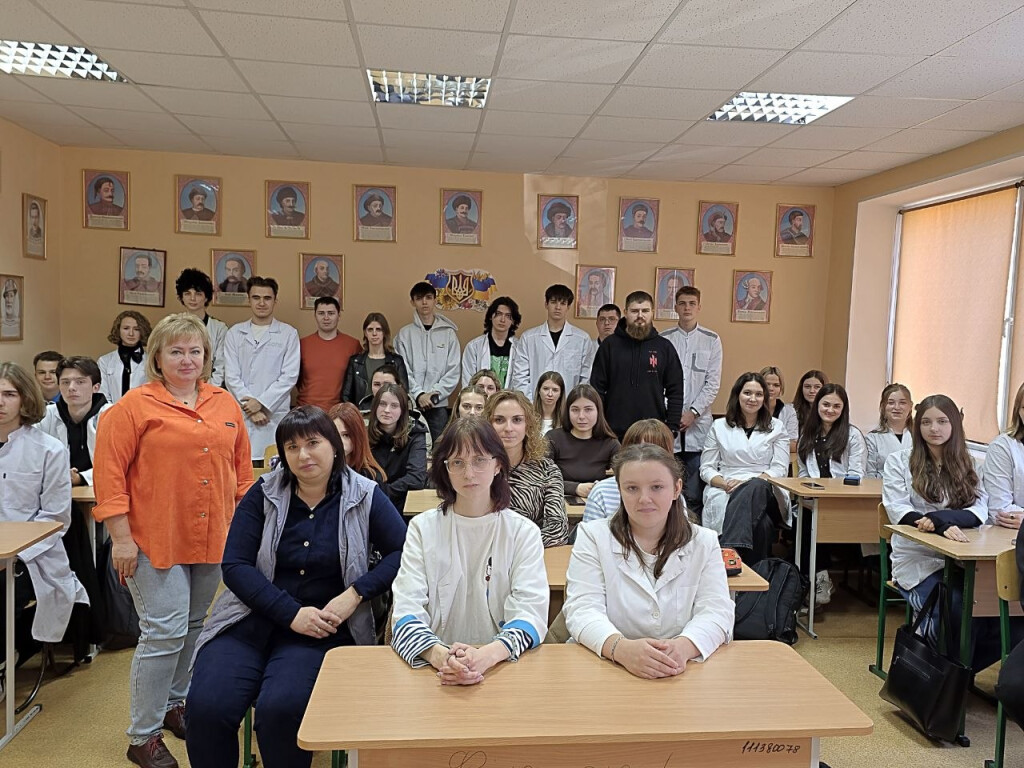 Зустріч-бесіда із відомим громадським діячем Георгієм Сьоміним