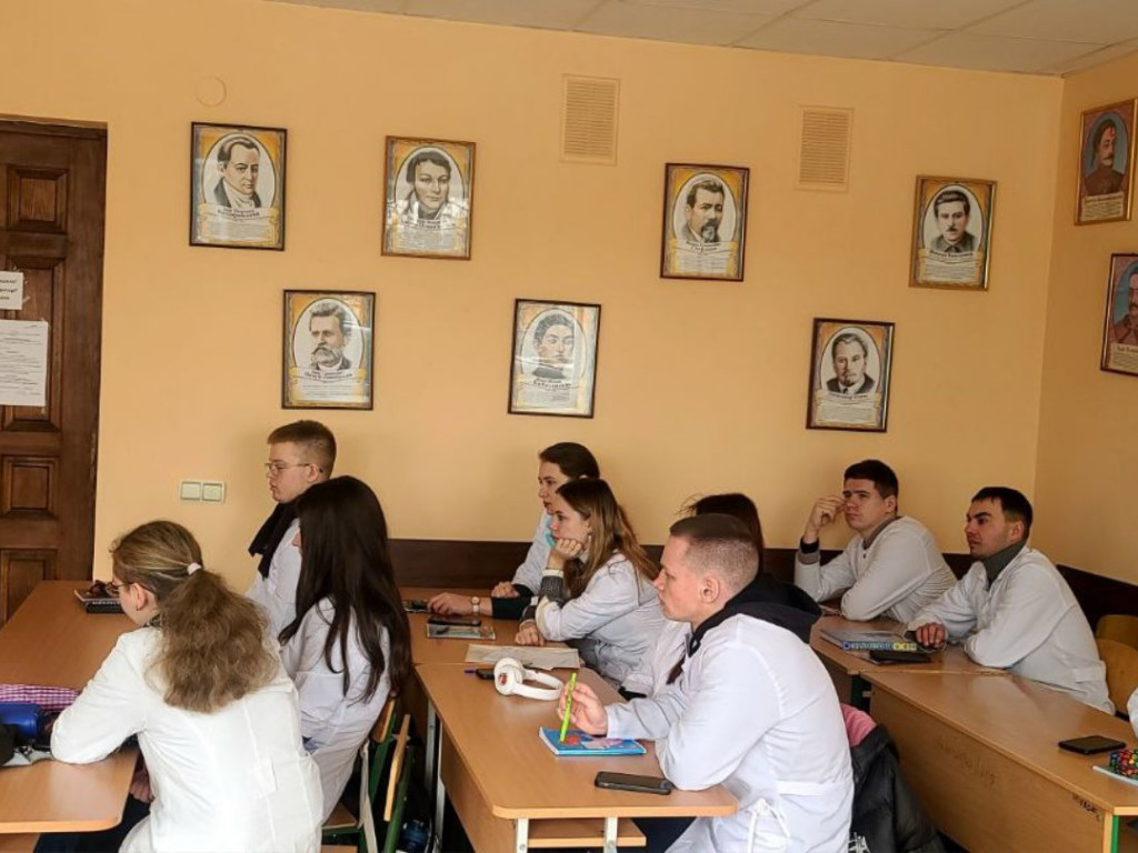 НЕБЕСНА СОТНЯ