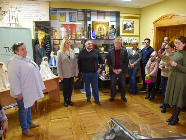 Виставка авторських ляльок Вікторії Балясної «Ляльковий світ: магія мистецтва»